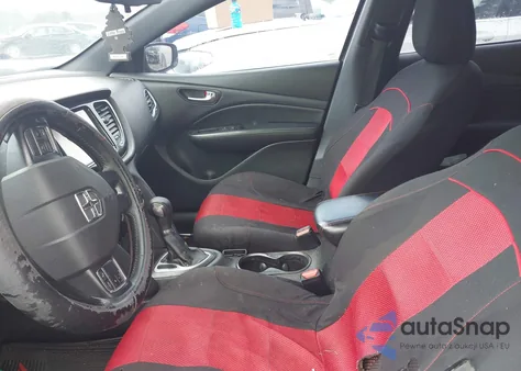 2016 Dodge Dart Sxt z USA, uszkodzony, nr VIN 1C3CDFBBXGD516182